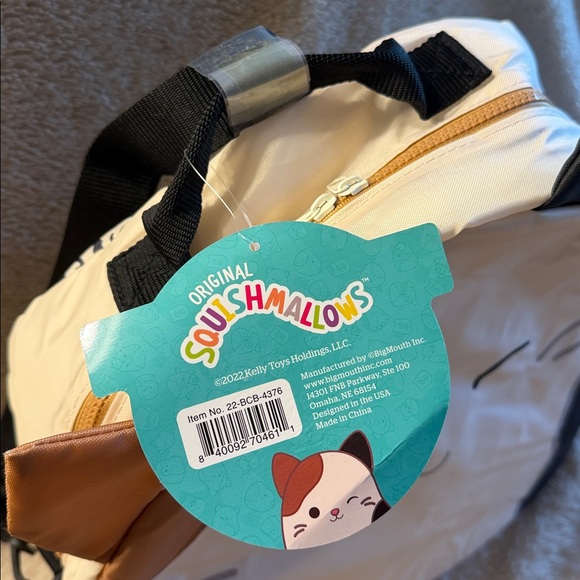 BIGMOUTH X SQUISHMALLOWS Cam The Cat Cooler Bag main image 10